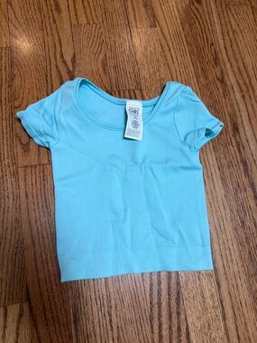 Athleta Girl Light Blue Ribbed Short Sleeve Top